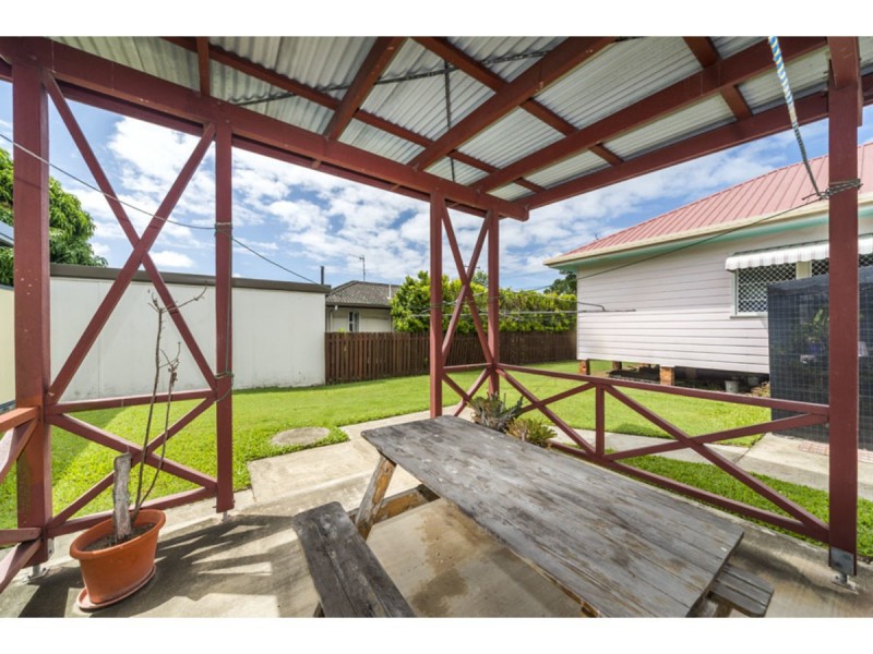 38 Turpin Road, Labrador QLD 4215