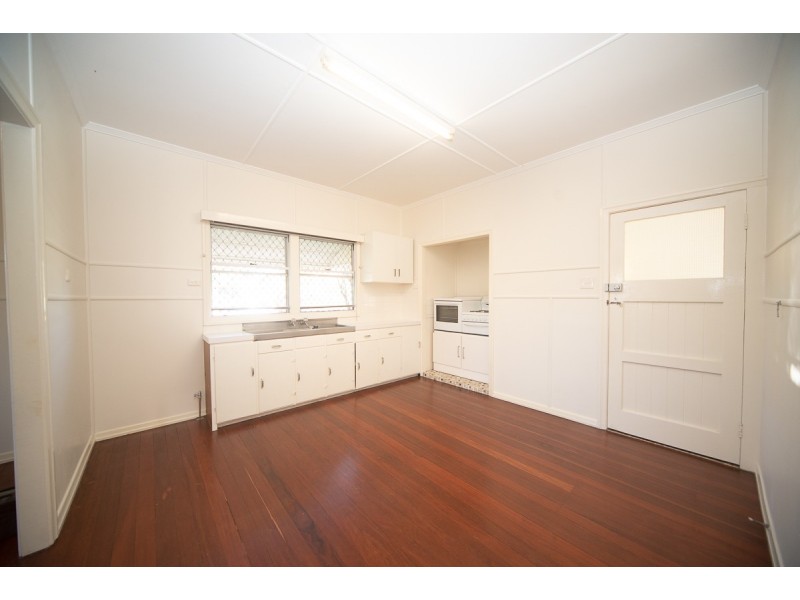 38 Turpin Road, Labrador QLD 4215