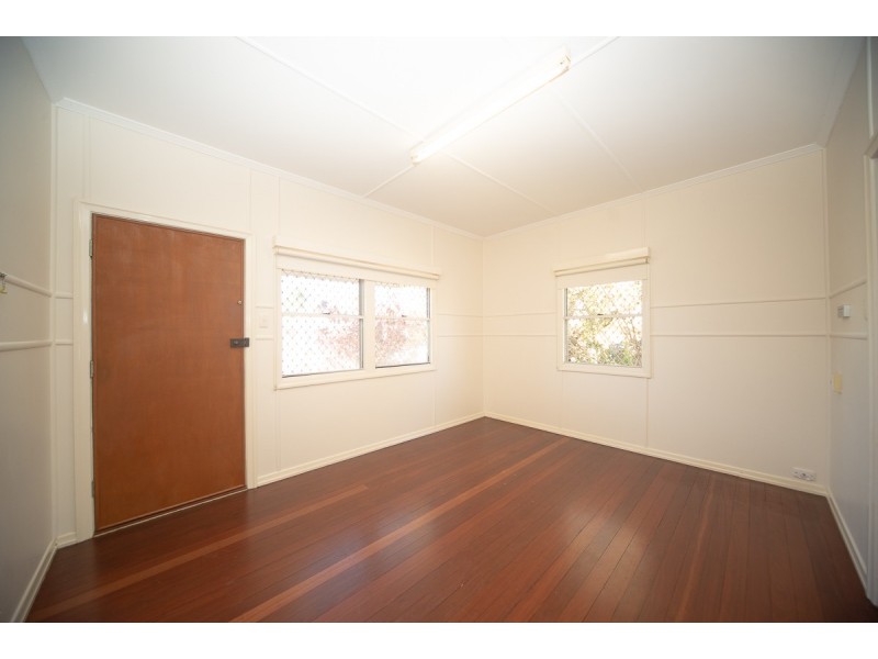 38 Turpin Road, Labrador QLD 4215