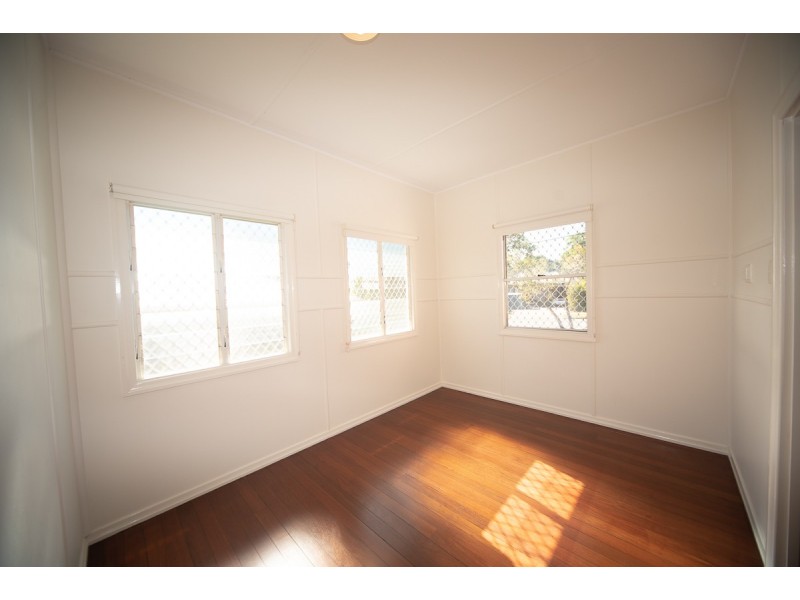 38 Turpin Road, Labrador QLD 4215