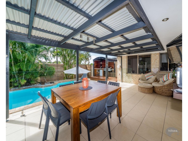 17 Spikes Court, Arundel QLD 4214