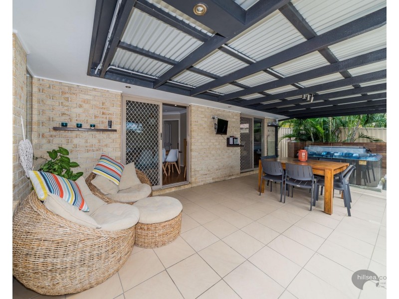 17 Spikes Court, Arundel QLD 4214