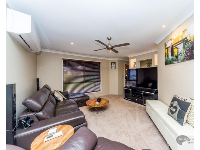 17 Spikes Court, Arundel QLD 4214