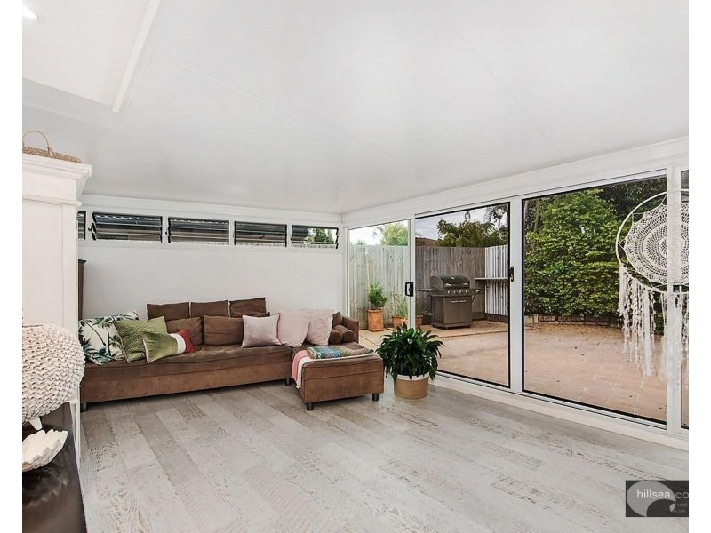 23 Sundown Drive, Paradise Point QLD 4216