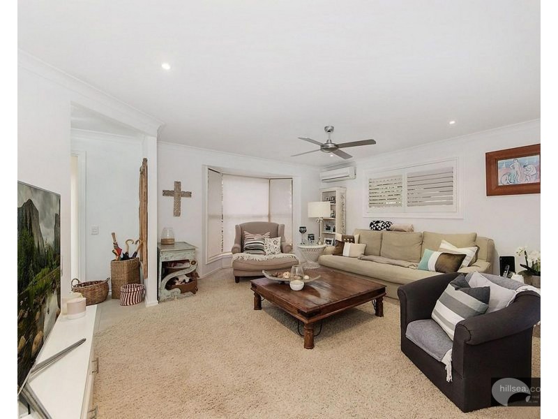 23 Sundown Drive, Paradise Point QLD 4216