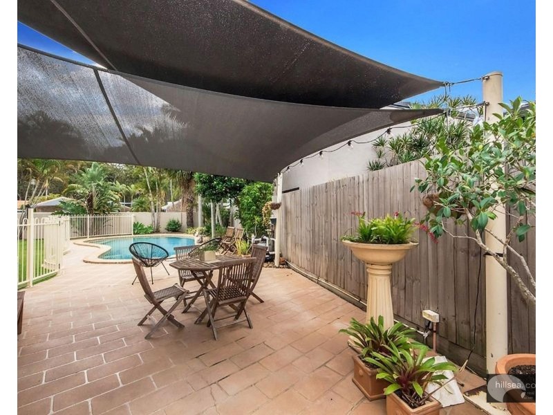 23 Sundown Drive, Paradise Point QLD 4216