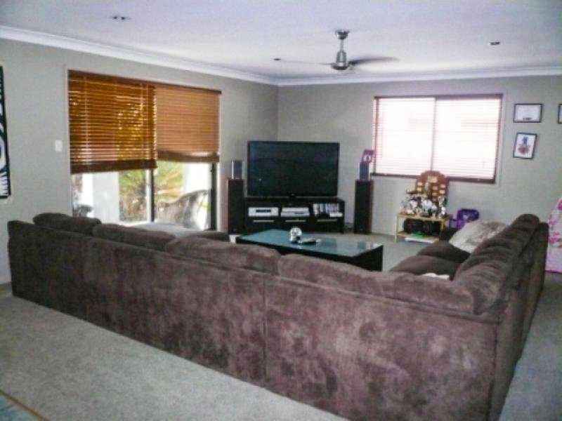 108 Columbus Drive, Hollywell QLD 4216
