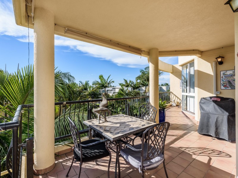 32/41A Broadwater Street, Runaway Bay QLD 4216