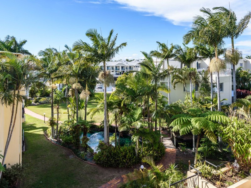 32/41A Broadwater Street, Runaway Bay QLD 4216