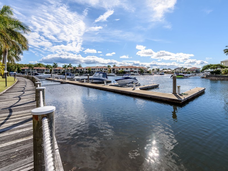 32/41A Broadwater Street, Runaway Bay QLD 4216