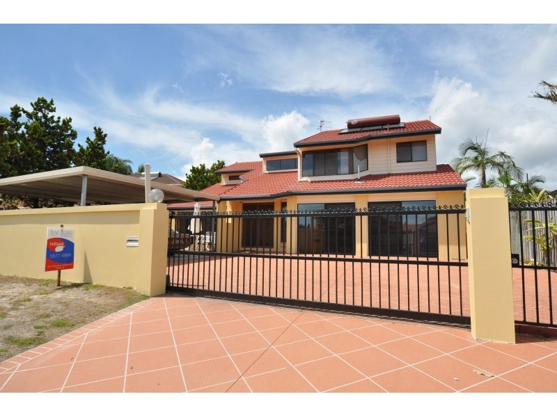 11 Walter Raleigh Crescent, Hollywell QLD 4216