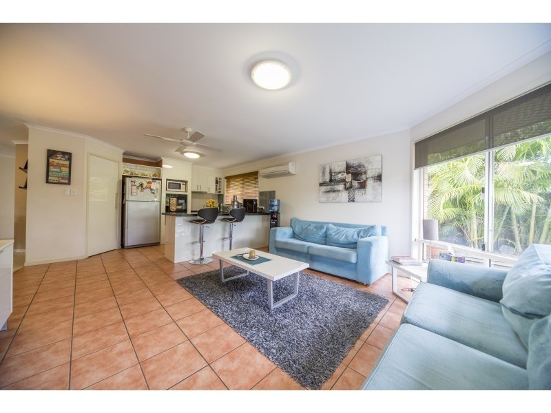 21 Palmerston Drive, Oxenford QLD 4210