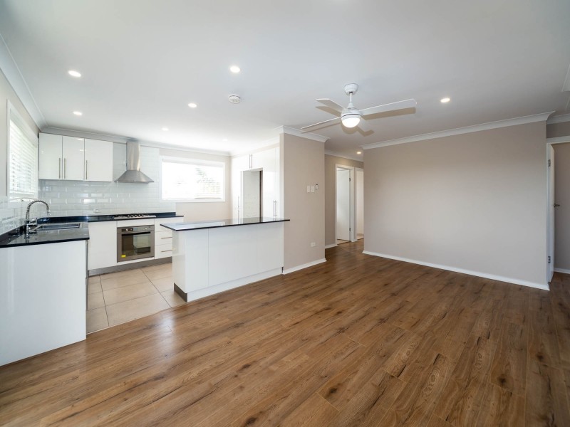 330 Government Road, Labrador QLD 4215