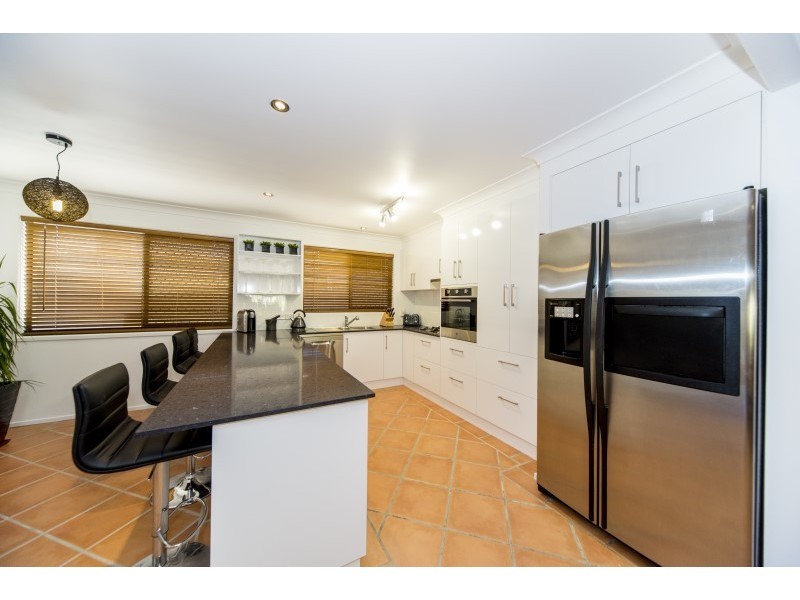 21 Matthew Flinders Drive, Hollywell QLD 4216