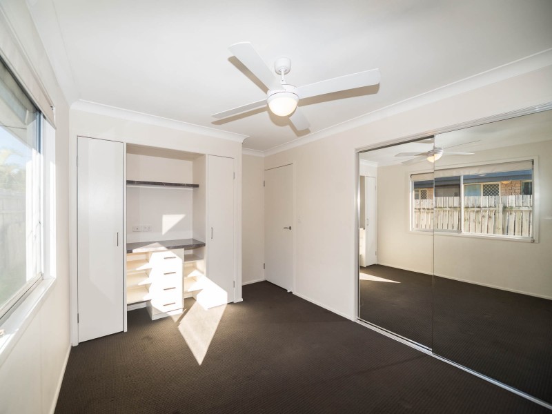 4 Serene Court, Arundel QLD 4214