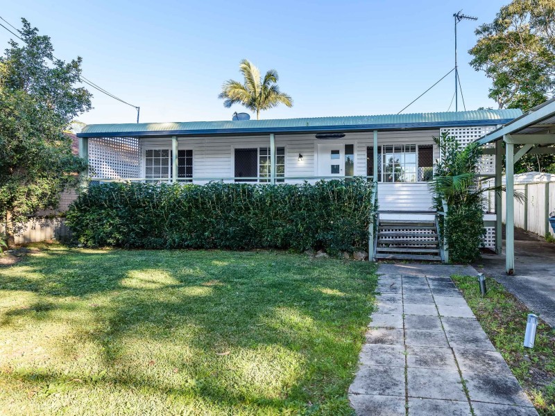 48 Clam Street, Runaway Bay QLD 4216