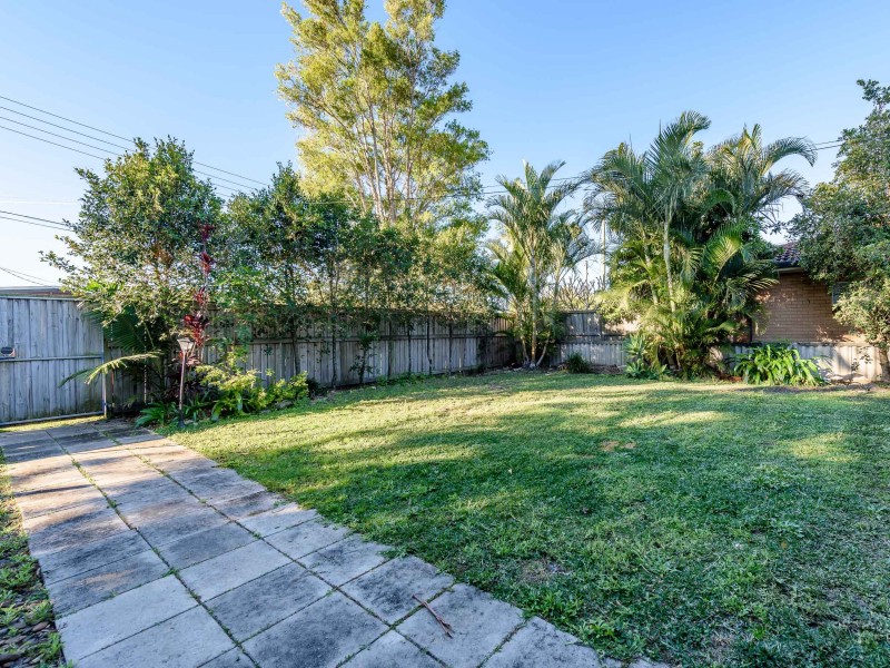 48 Clam Street, Runaway Bay QLD 4216