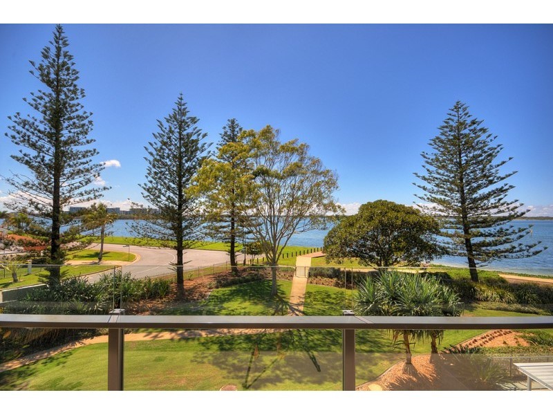 7302/323 Bayview Street, Hollywell QLD 4216