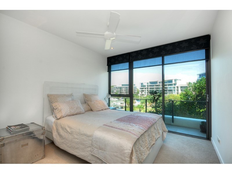 7302/323 Bayview Street, Hollywell QLD 4216