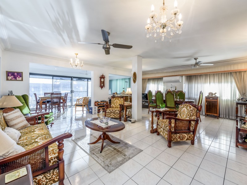 14 Drysdale Place, Paradise Point QLD 4216