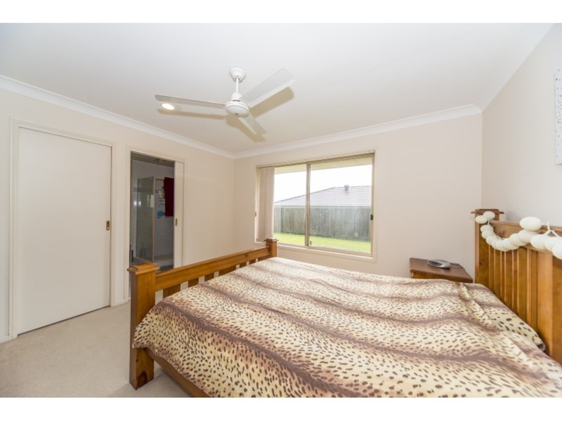 7 Maidstone Place, Parkwood QLD 4214