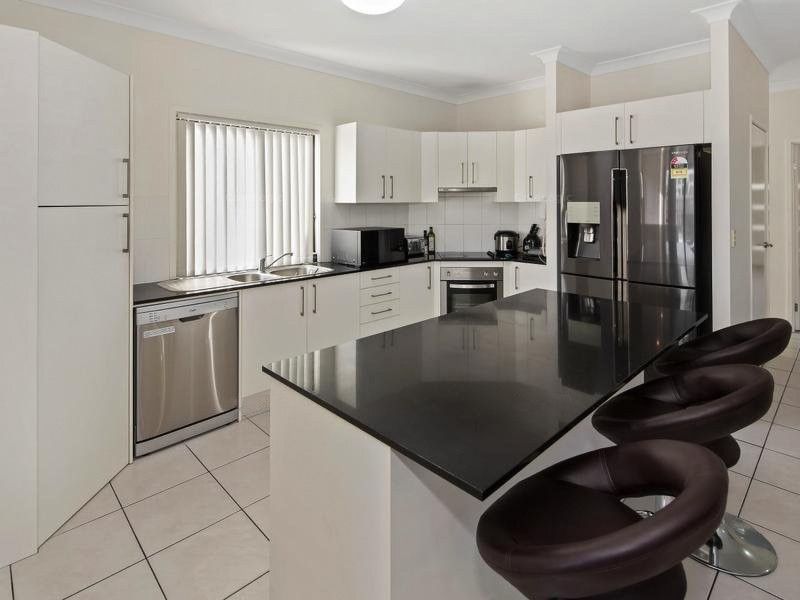 88/19 Santa Barbara Road, Hope Island QLD 4212