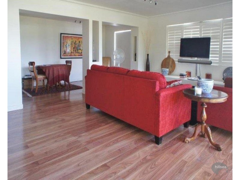 2/17 Teal Avenue, Paradise Point QLD 4216