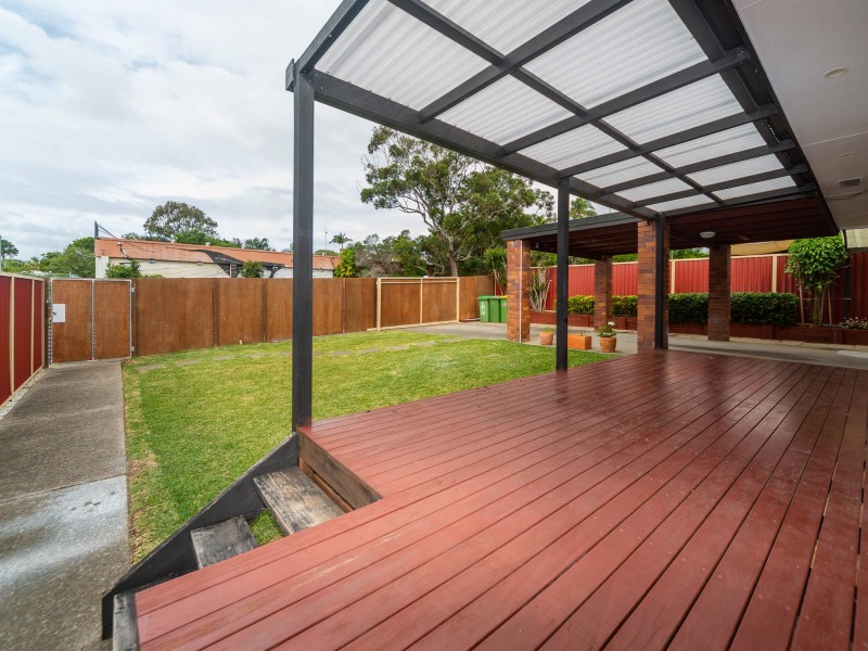 1/102 Kumbari Avenue, Labrador QLD 4215