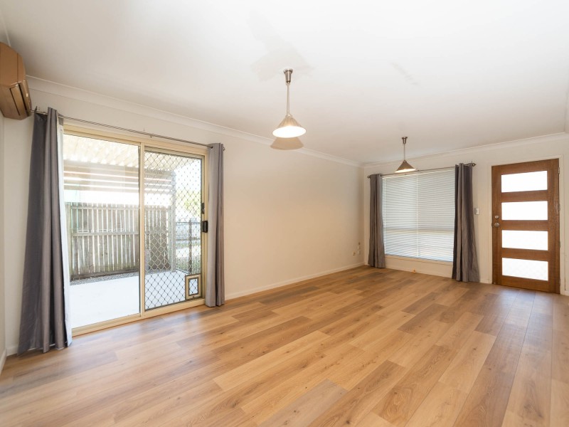 2/9 Crystal Reef Drive, Coombabah QLD 4216