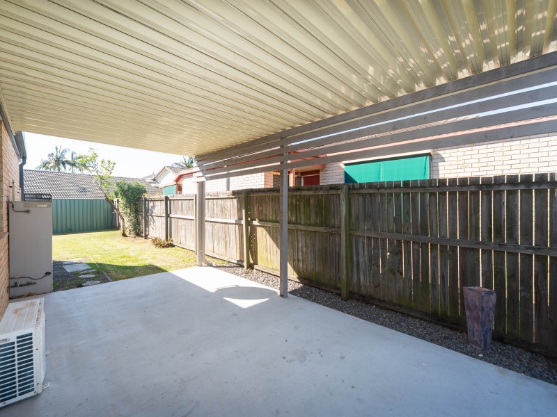 2/9 Crystal Reef Drive, Coombabah QLD 4216