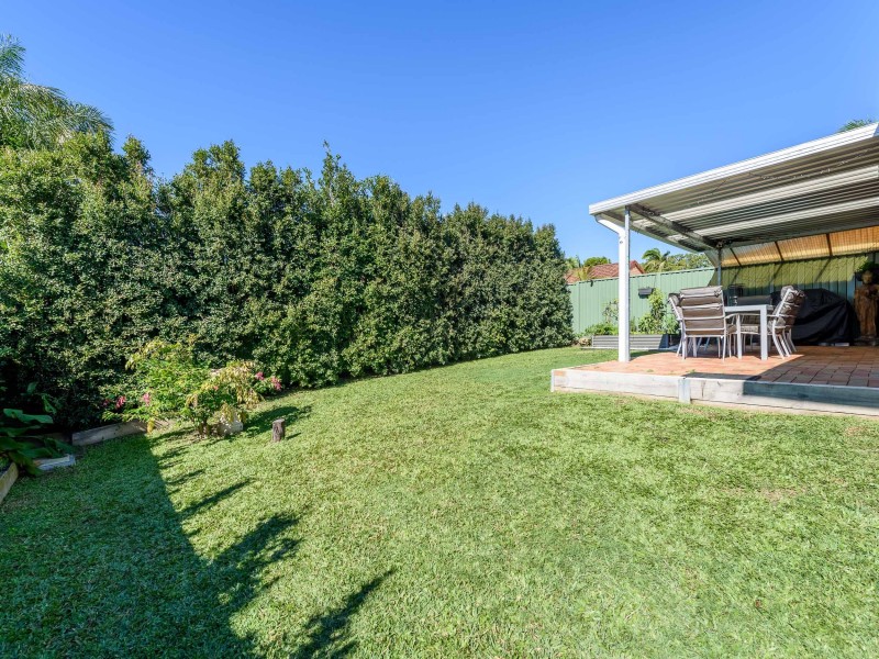 2/22 Senate Street, Labrador QLD 4215