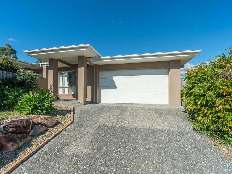 2/21 Winston Way, Pimpama QLD 4209