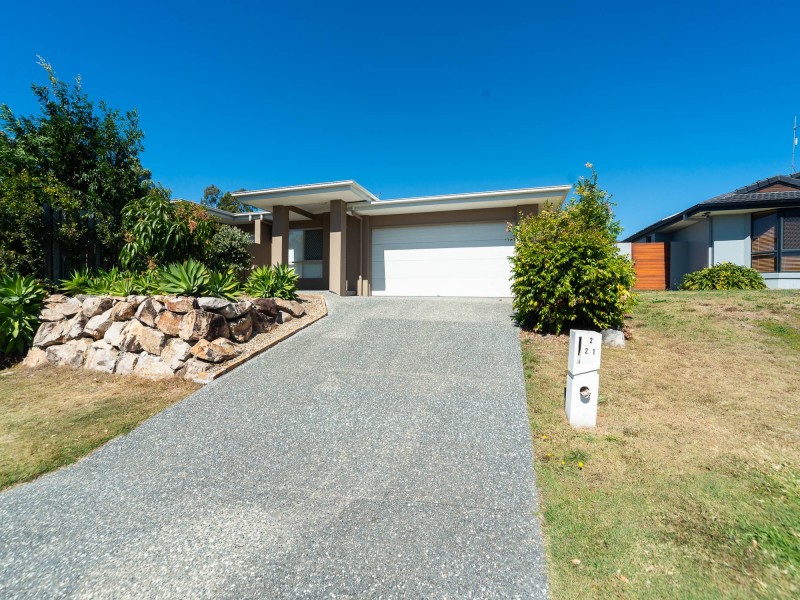 2/21 Winston Way, Pimpama QLD 4209