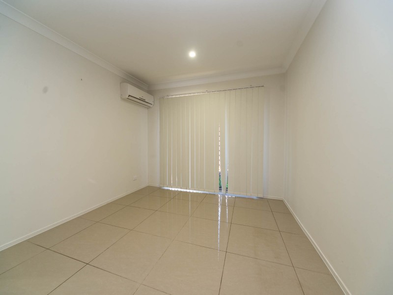 2/21 Winston Way, Pimpama QLD 4209