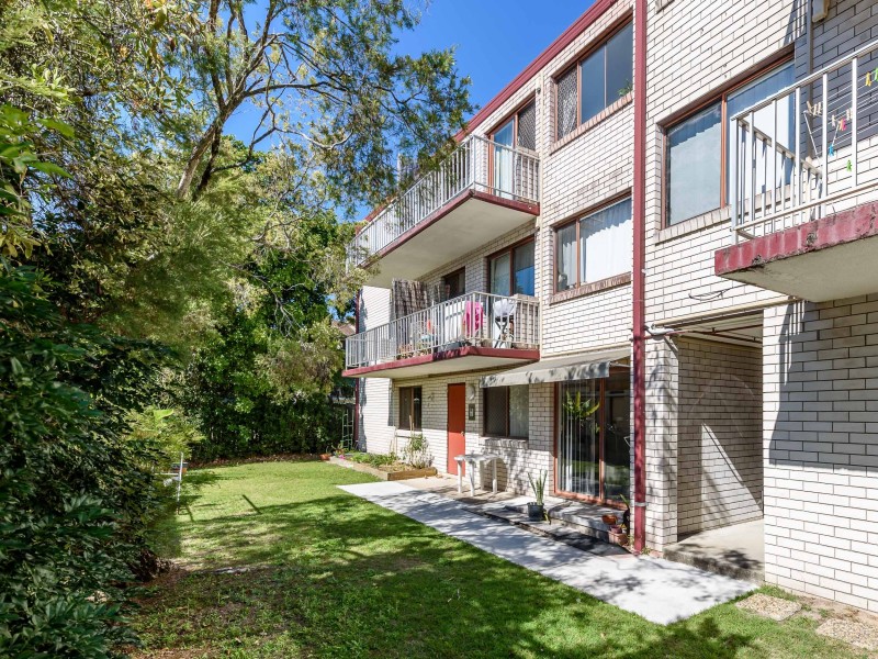 1/159 Muir Street, Labrador QLD 4215