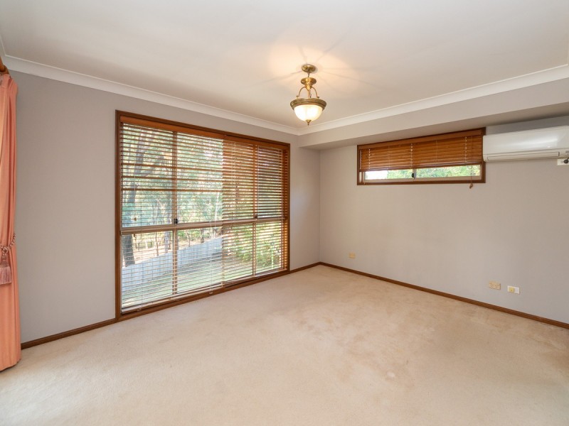 27 Rebbechi Court, Parkwood QLD 4214