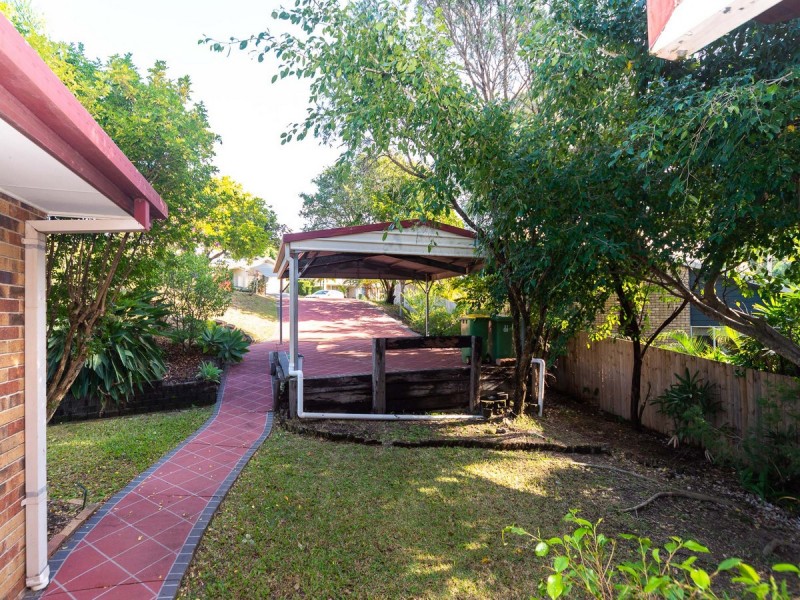 27 Rebbechi Court, Parkwood QLD 4214