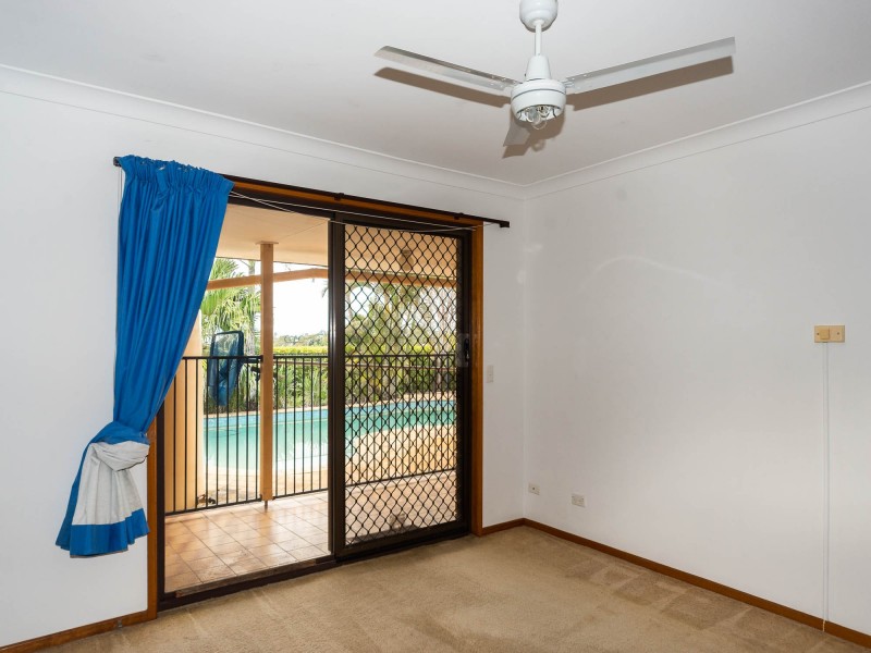 27 Aberdeen Court, Highland Park QLD 4211