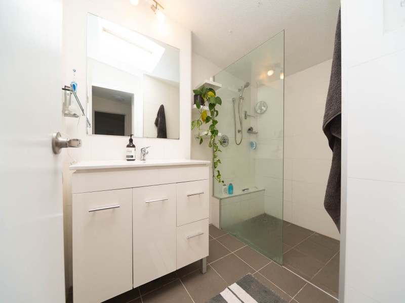 10/28-30 Rudd Street, Broadbeach Waters QLD 4218
