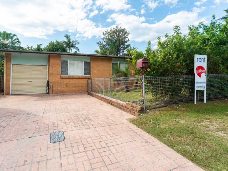 119 Central Street, Labrador QLD 4215