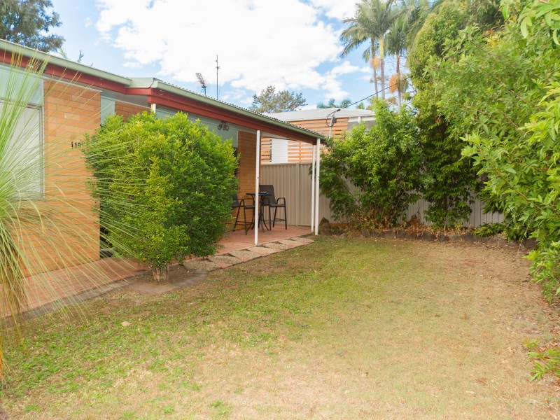 119 Central Street, Labrador QLD 4215