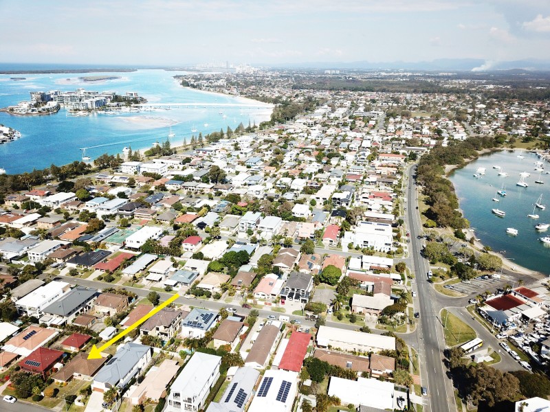 26 Shoveller Avenue, Paradise Point QLD 4216