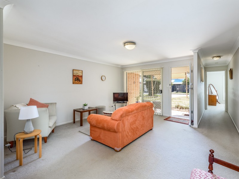 26 Shoveller Avenue, Paradise Point QLD 4216