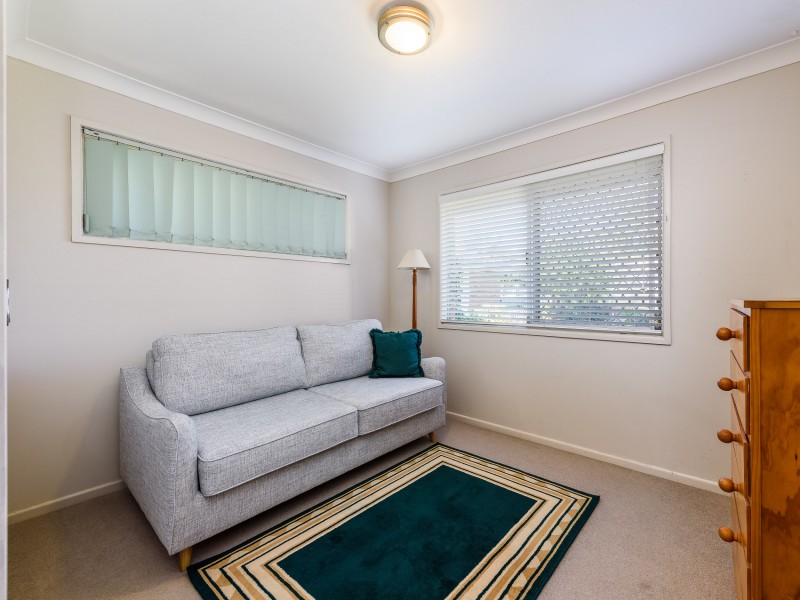 26 Shoveller Avenue, Paradise Point QLD 4216