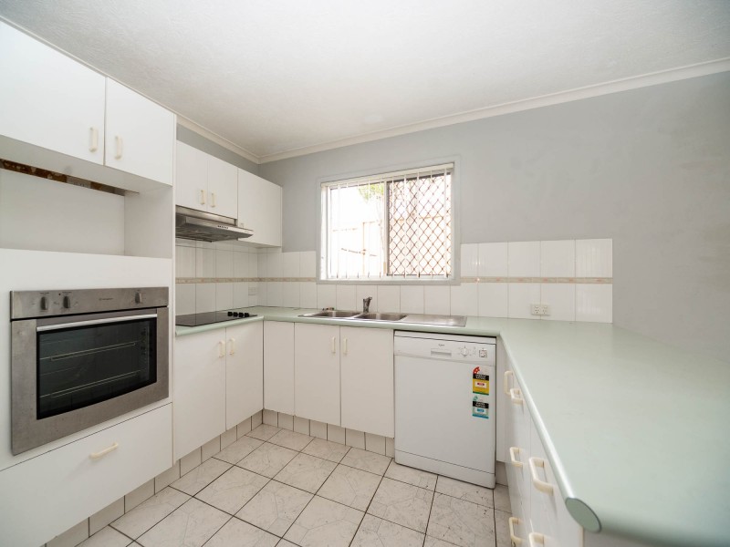 6 Verdichio Avenue, Mermaid Waters QLD 4218