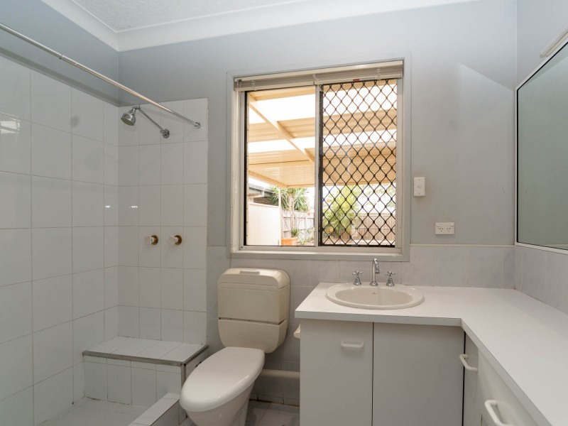 6 Verdichio Avenue, Mermaid Waters QLD 4218