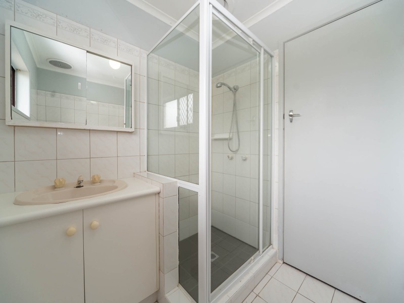 6 Verdichio Avenue, Mermaid Waters QLD 4218