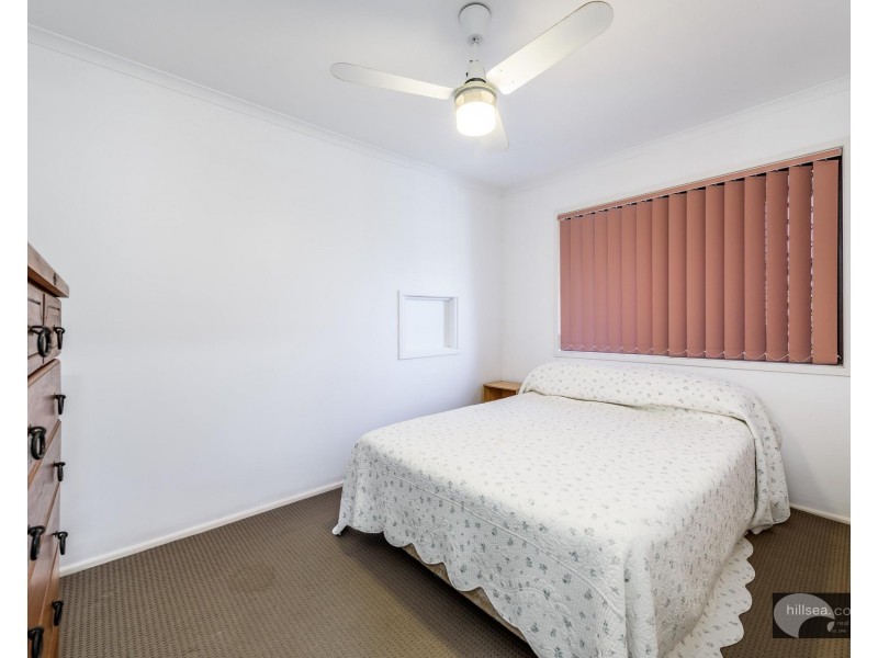1/13 Errol Avenue, Paradise Point QLD 4216
