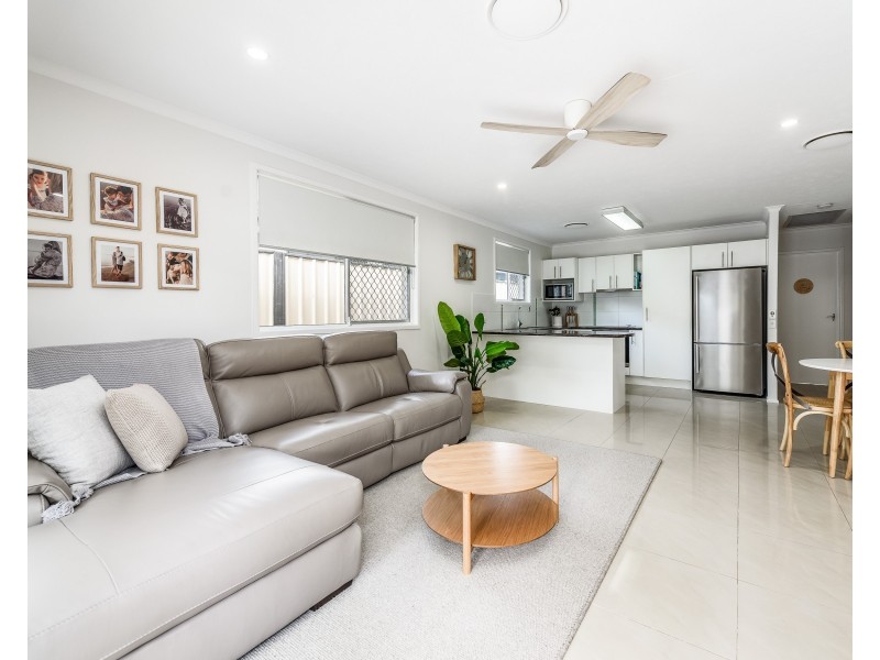 33 Turana Street, Coombabah QLD 4216