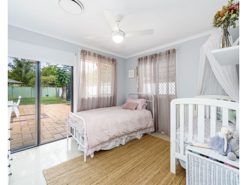 33 Turana Street, Coombabah QLD 4216